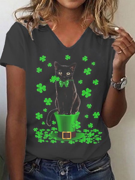 

St. Patrick's Day Clover Cat Printed V Neck Short Sleeve T-Shirt, Black, T-Shirts