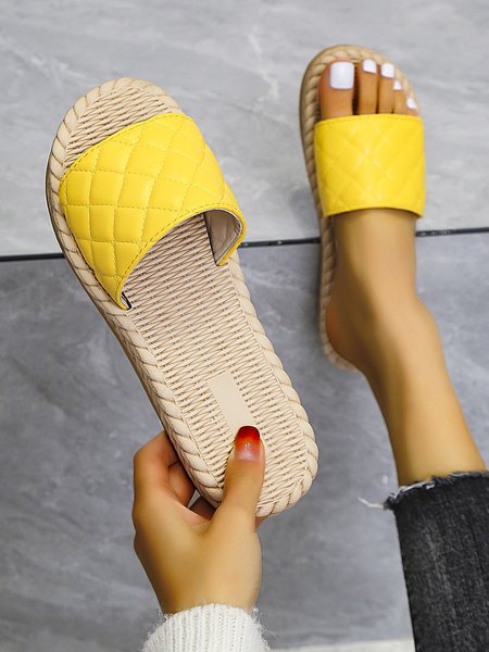 

Solid Embossed Beach Slippers, Yellow, Women Shoes>>Women's Shoes>>Women sandals Slippers