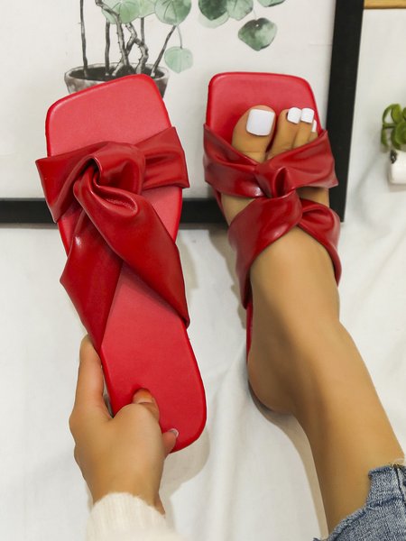 

Women's Solid Soft PU Leather Strap Crossover Slippers, Red, Slippers