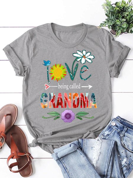

Love Being Called Grandma Women‘s T-Shirt, Light gray, T-shirts