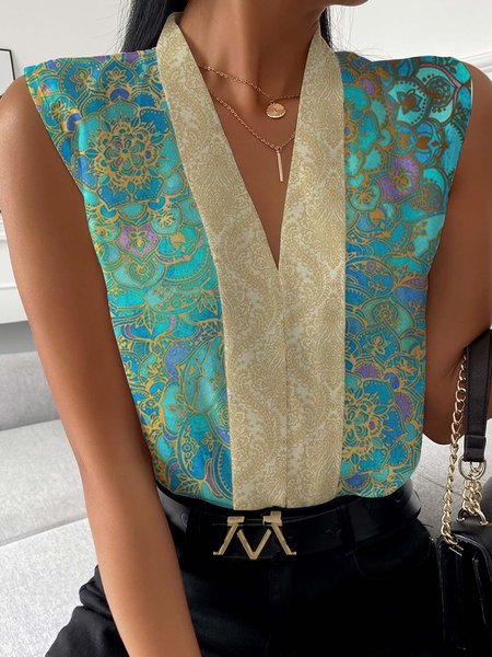 

V Neck Regular fit Sleeveless Top, Green, Tunics