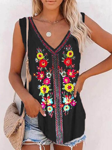 

Regular Fit V Neck Floral Knit Tank, Black, Tank Top