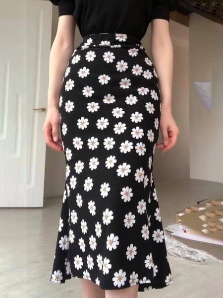

Floral Slit Regular Fit Elegant Skirt, Black, Maxi Skirts