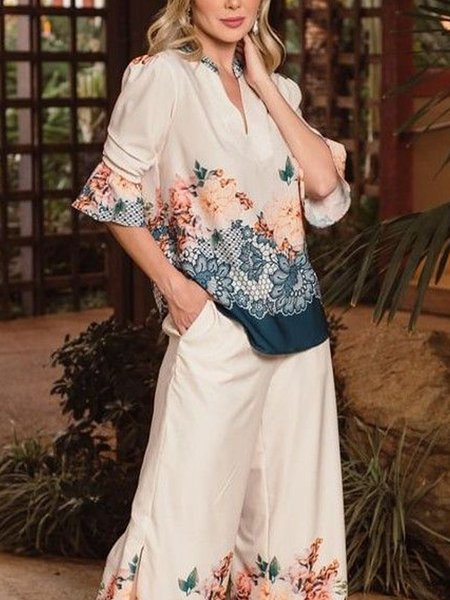 

Loosen Notched Floral Short Sleeve Daily Top, Beige, Tops