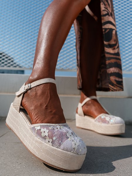 

Cute Floral Mesh Platform Wedge Sandals, White, Creepers & Wedges
