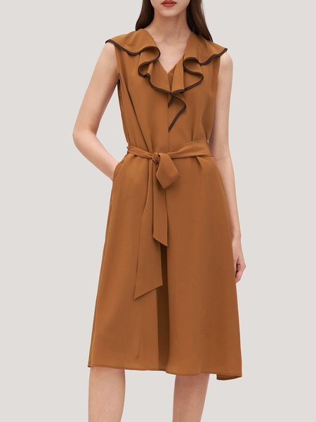 

V Neck Regular Fit Simple Sleeveless Woven Dress, Brown, Midi Dresses