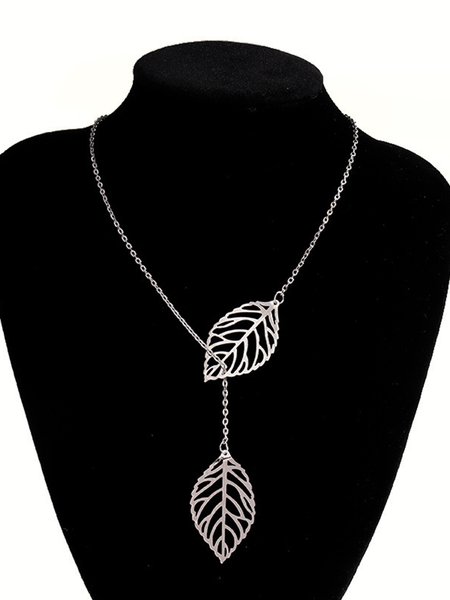 

Metal Leaf Necklace, Silver, Necklaces