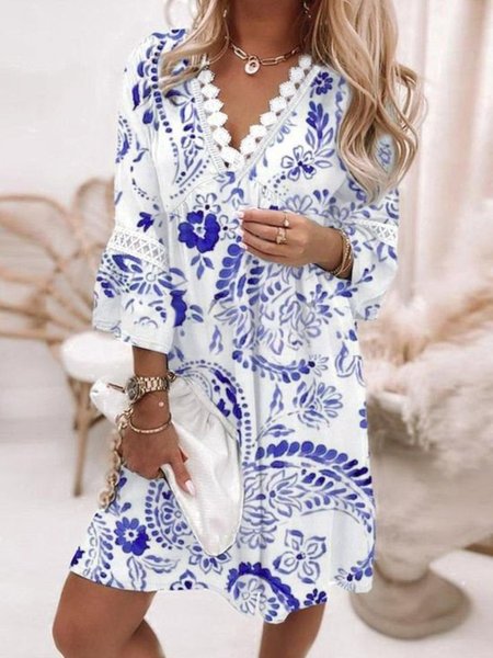 

Casual Floral Three Quarter V Neck Plus Size Printed Dress, Blue, Mini Dresses