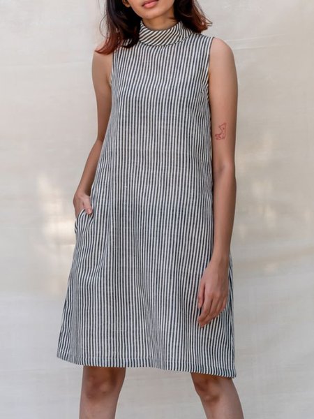 

Striped Casual Stand Collar Sleeveless Woven Dress, Black-white, Mini Dresses
