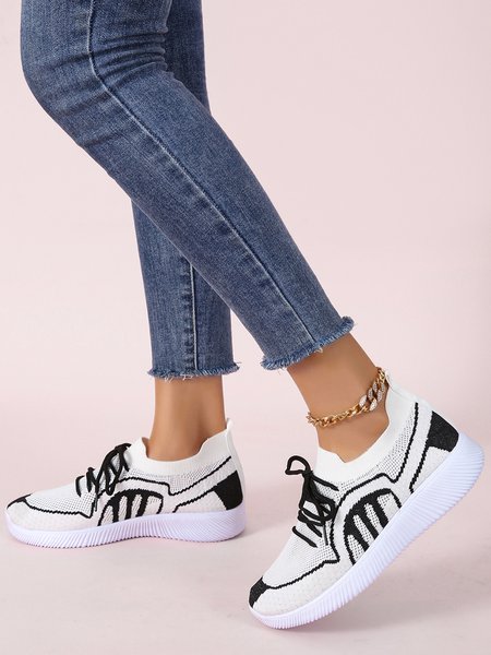 

JFN Black and White Line Contrast Lace-Up Flyknit Sneakers, Sneakers