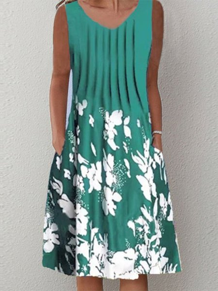 

V Neck Floral Regular Fit Short Sleeve Sweater Dress, Green, Dresses