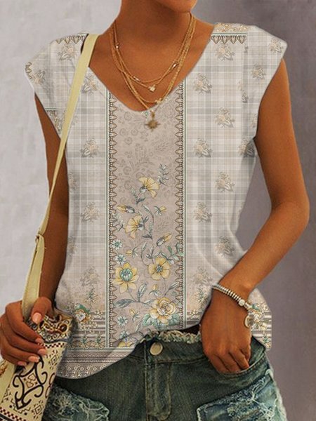 

V Neck Tribal Floral Printed Short Sleeve T-Shirt, Multicolor, T-Shirts