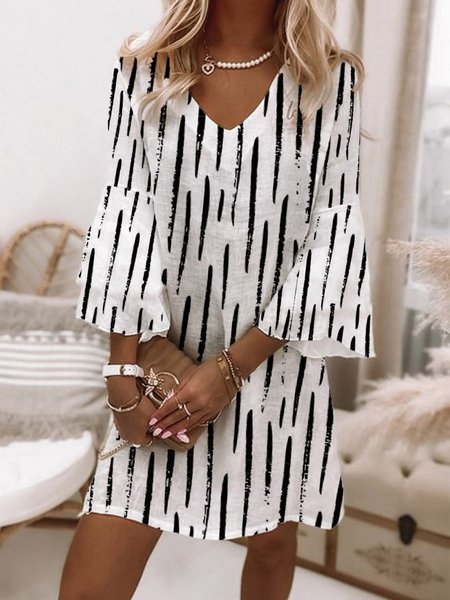

Striped Casual V Neck Loosen Three Quarter A-line Dress, White, Mini Dresses