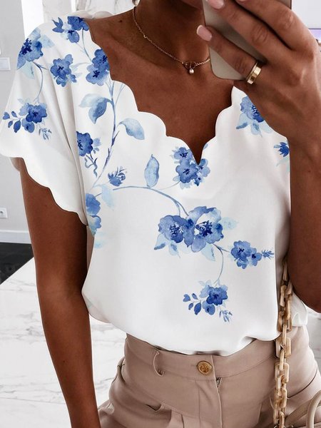 

Discount! Scallop Floral Casual Ladies Top, Multicolor, Tees & T-shirts