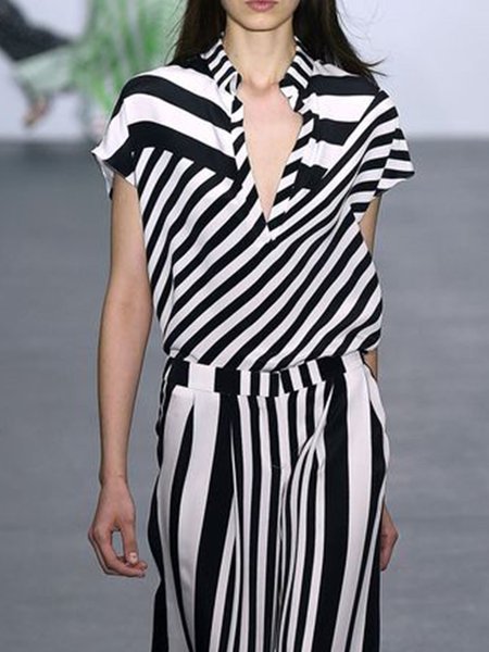 

V Neck Loosen Casual Short Sleeve Tops, Black-white, Tops