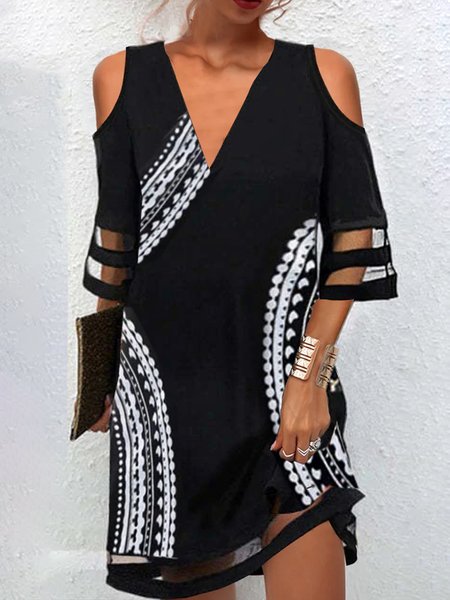 

Tribal V Neck Short Sleeve Woven Dress, Black, Mini Dresses
