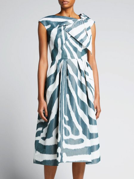 

Abstract Elegant Short Sleeve Woven Dress, Blue, Midi Dresses