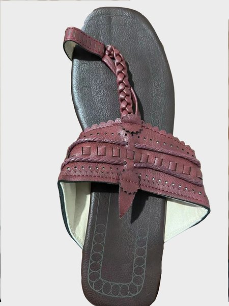 

Ladies Flat Embroidered Slip-On Dirty Shoes Vintage Thong Sandals, Brown, Sandals