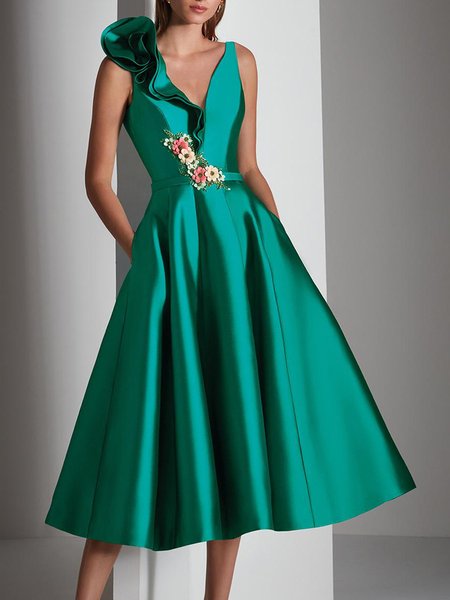

Regular Fit Elegant Plain Sleeveless Woven Dress, Green, Maxi Dresses