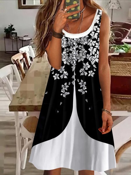 

U-Neck Short Sleeve Knit Dress, Black-white, Mini Dresses