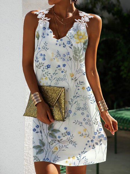 

Casual Regular Fit Sleeveless Woven Dresses, White, Floral Dresses
