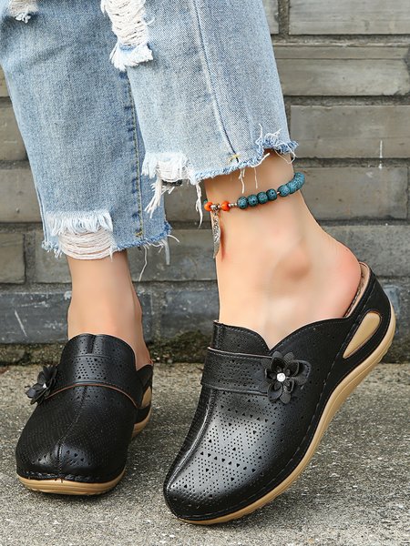 

JFN 3D Flower Breathable Muller Wedges, Black, Sandals & Slippers