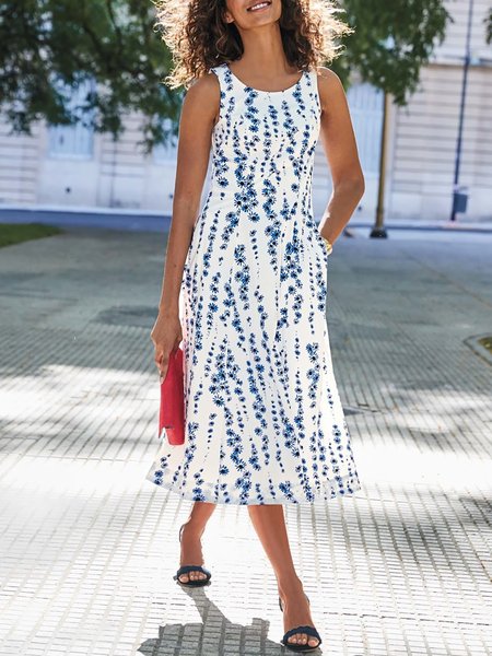

Holiday Floral Design Crew Neck Neck Waist Swing Dress, White, Dresses