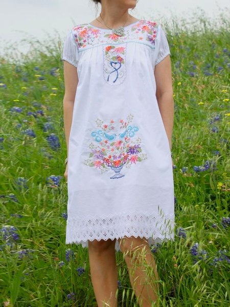 

Discount! Resort Style Ladies Loose Dress, White, Dresses