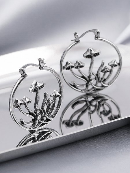 

Ethnic Vintage Botanical Cutout Earrings, Silver, Earrings