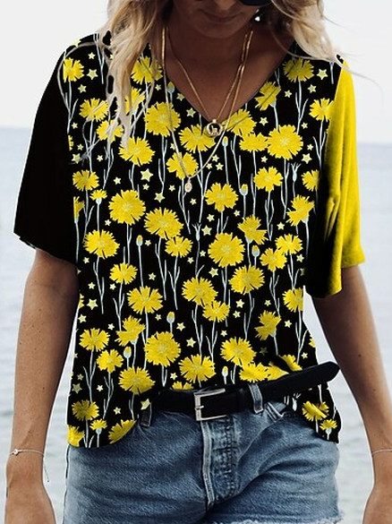 

Floral V Neck Cotton-Blend T-Shirt, Multicolor, T-Shirts