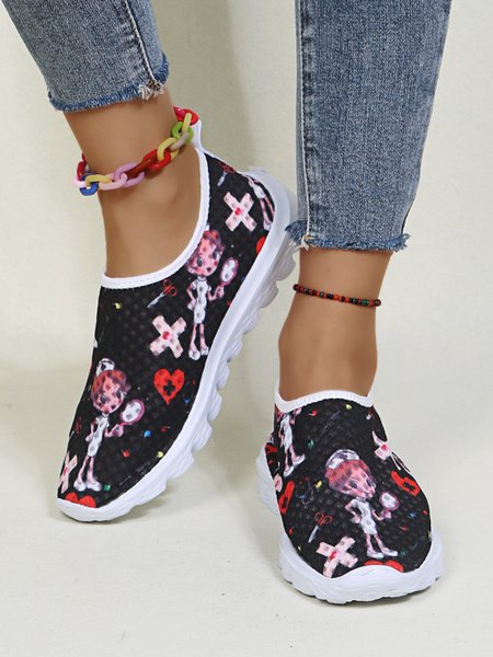 

Nurse Fighting Epidemic Print Breathable Tulle Mesh Lightweight Sneakers, Black, Sneakers