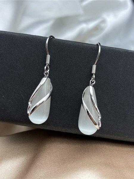

Waterdrop Gemstone Geometric Line Earrings Commuter Jewelry, White, Earrings