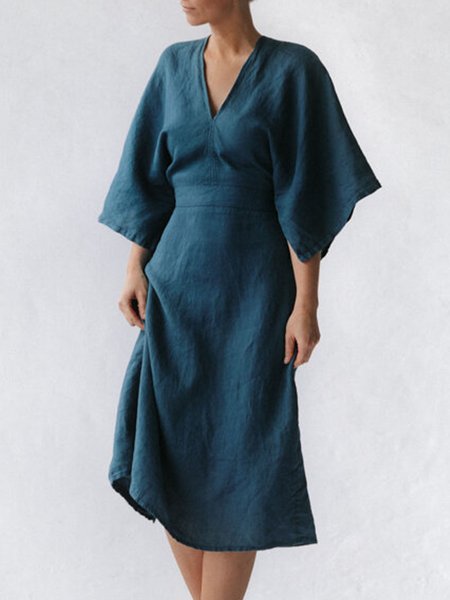 

Blue Daily V Neck Regular Fit Three Quarter Dress, Midi Dresses