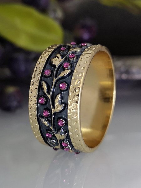 

Vintage Arabesque Foliage Inlaid Red Stone Zircon Ring, Golden, Rings
