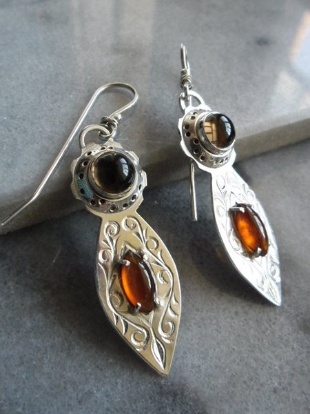 

Ethnic Vintage Pattern Garnet Earrings, As picture, Earrings