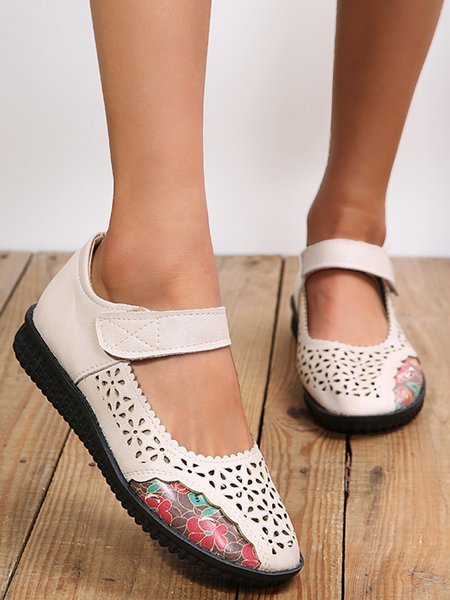 

Vintage Soft Sole Comfort Flat Mary Jane Shoes, Off white, Flats