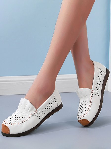 

Cutout Panel Comfort Soft Sole Flats, Off white, Flats