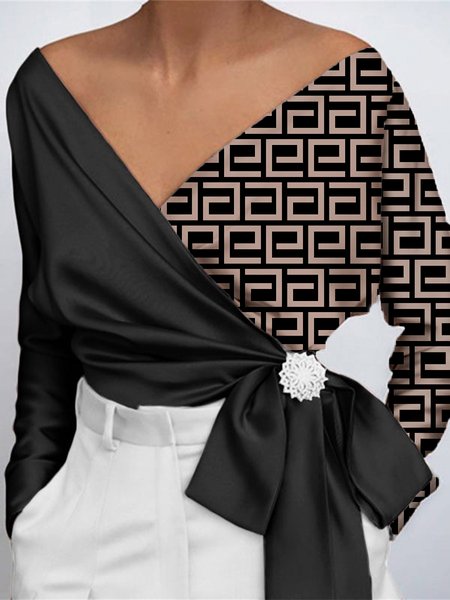 

Elegant V Neck Color Block Text Letters Blouse, Black, Blouses and Shirts