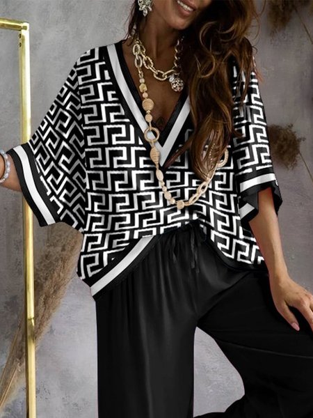 

Casual Loose Geometric Blouse, Black-white, Blouses and Shirts