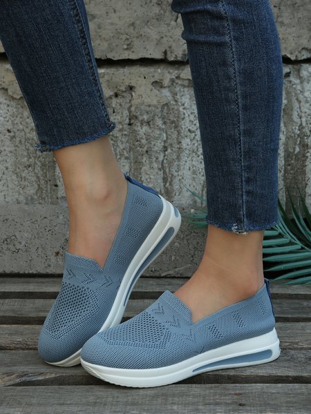 

Plain Comfortable Shock Absorbing Flyknit Sneakers, Light blue, Sneakers