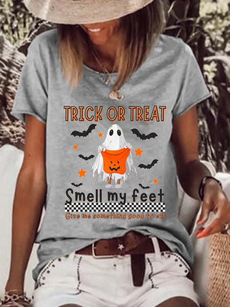 

Women Smell My Feet Trick or Treat Happy Halloween Cotton-Blend T-Shirt, Gray, T-shirts