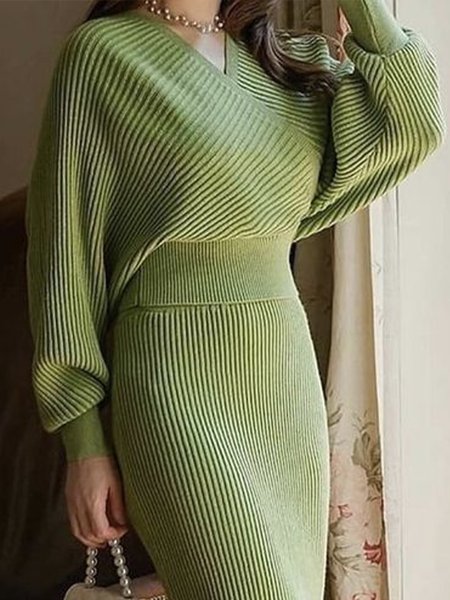 

Urban Simple V Neck Long Sleeve Plain Sweater, Green, Sweaters