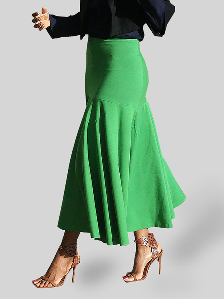 

Green High Elasticity X-Line Regular Fit Plain Skirt, Skirts