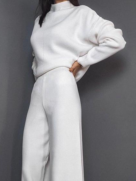 

Loose Stand Collar Long sleeve Urban Sweater, Off white, Pullovers