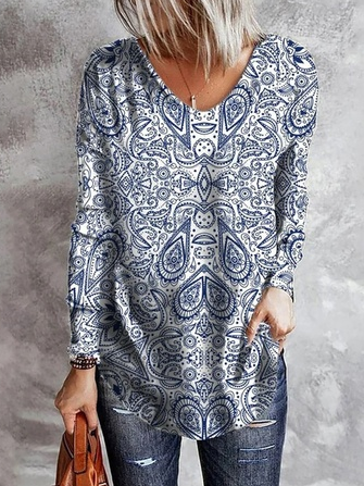 

Paisley Loose V Neck T-Shirt, Blue, T-Shirts