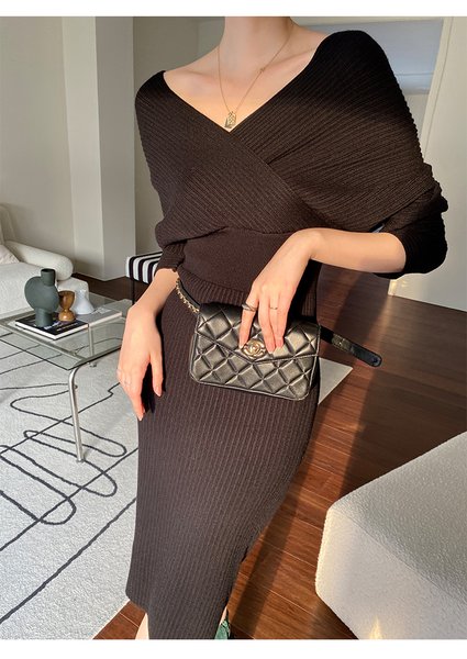 

Daily Long sleeve Regular Fit Cross Neck Dress, Black, Midi Dresses
