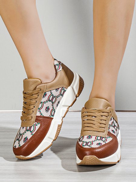 

Abstract Pattern Patchwork Casual Sneakers, Off white, Sneakers