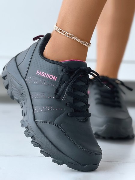 

Letters Printing PU Outdoor Sneakers, Black, Sneakers