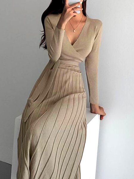

Regular Fit Regular Fit V Neck Long sleeve Midi Dress, Khaki, Midi Dresses