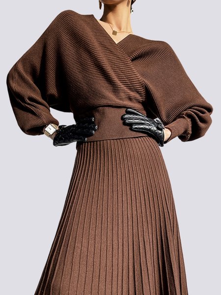 

Regular Fit Plain V Neck Sweater, Coffee, Sweaters